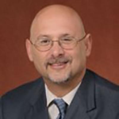 Dr. Robert Glueckauf
